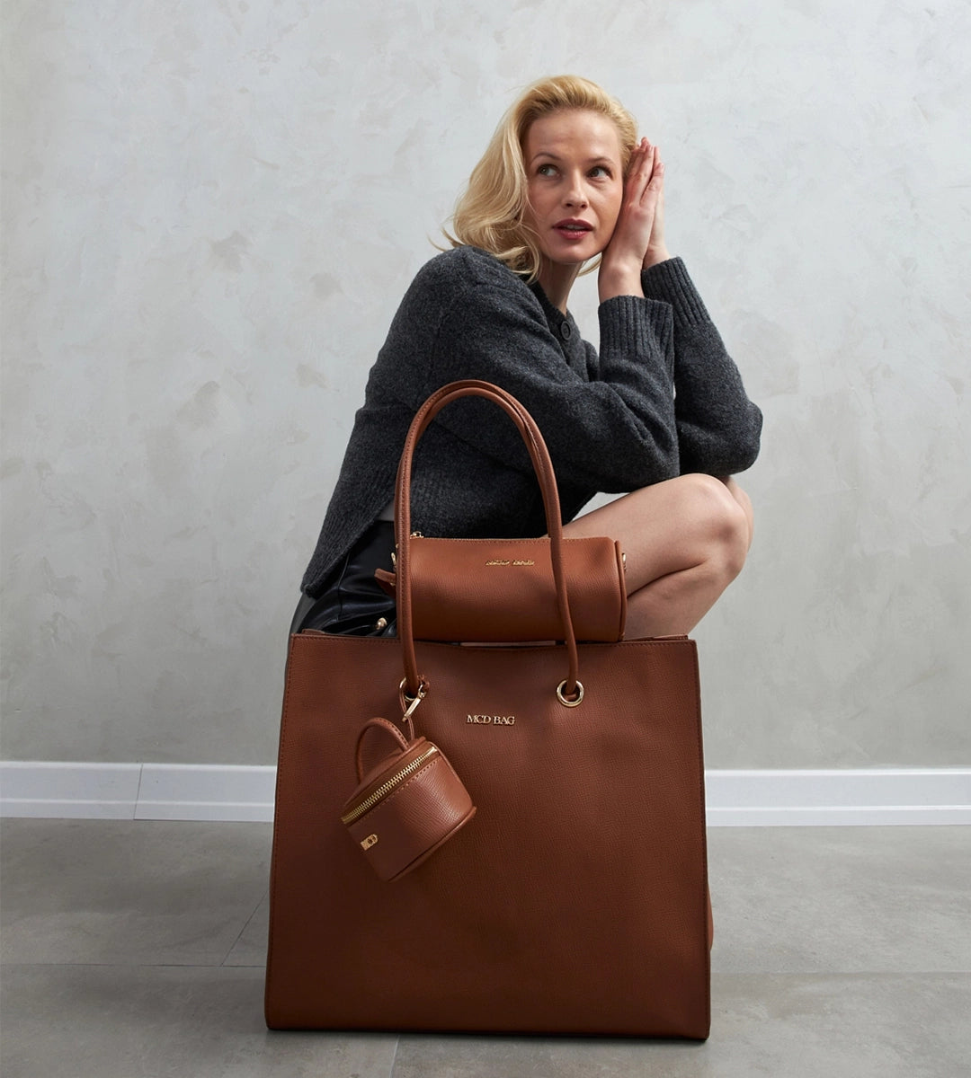 Leona Taba E. Deri Bebek Çantası