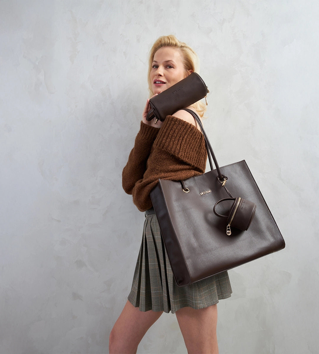 Leona Kahverengi E. Deri Bebek Çantası