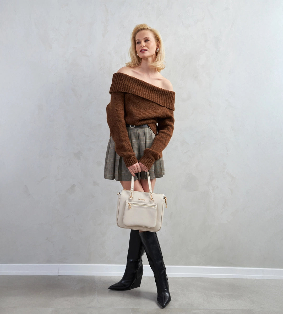 Alisa Bej E. Deri Bebek Çantası