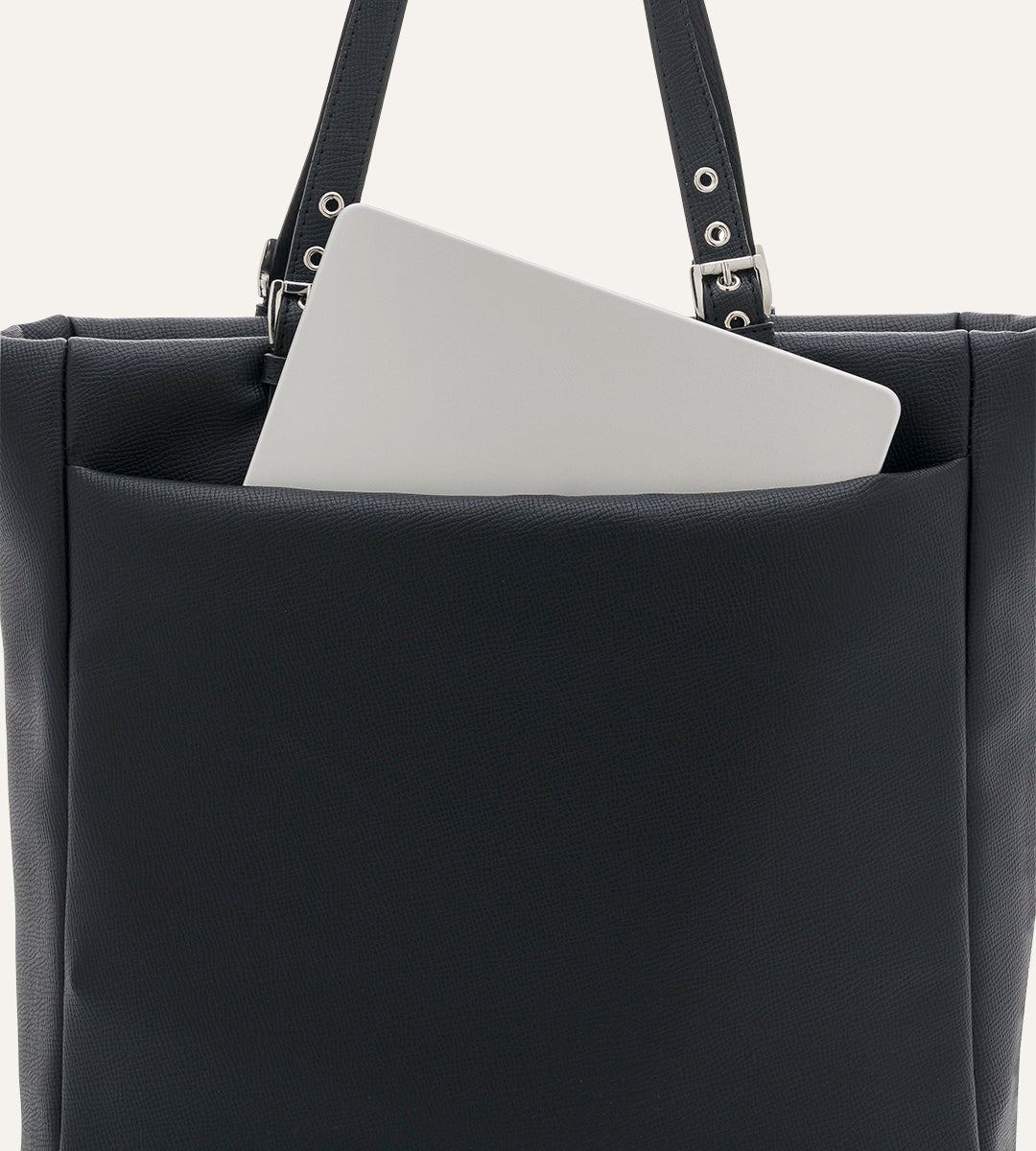 Minore Siyah E. Deri Nikel Bebek Çantası