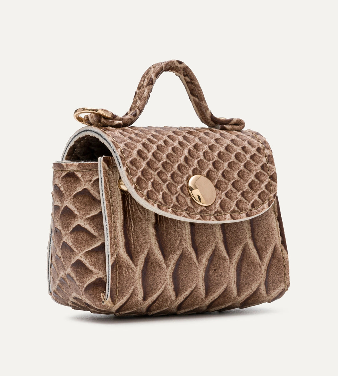 Viona Camel Y. Deri Charm