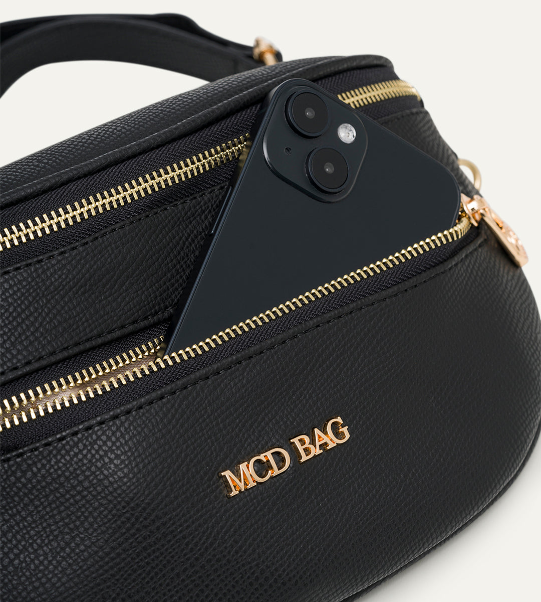 Arya Siyah E. Deri Bel Çantası