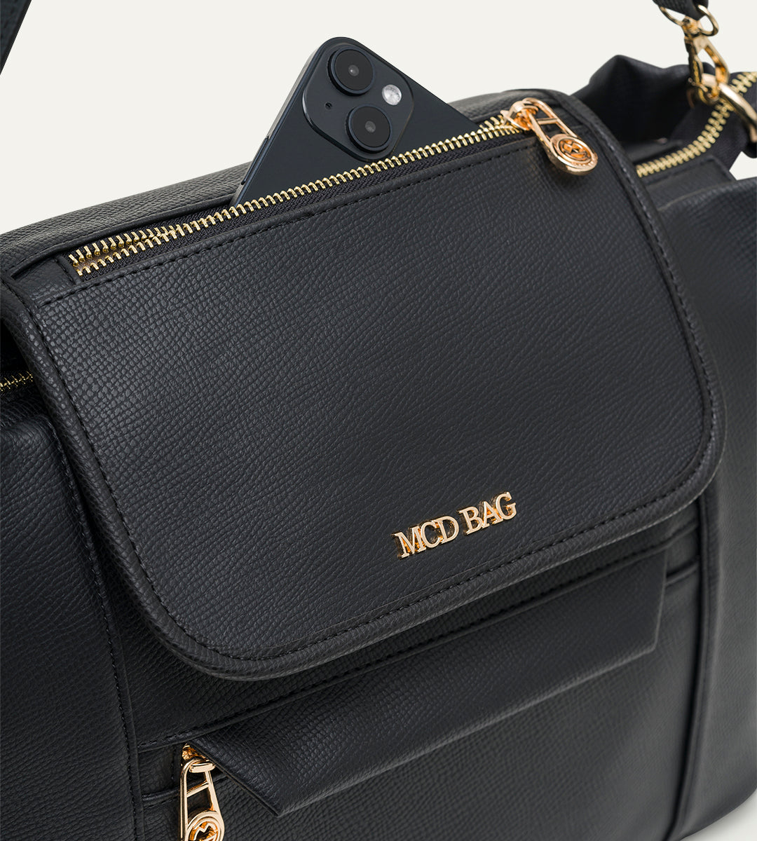 Luna Siyah E. Deri Bebek Çantası