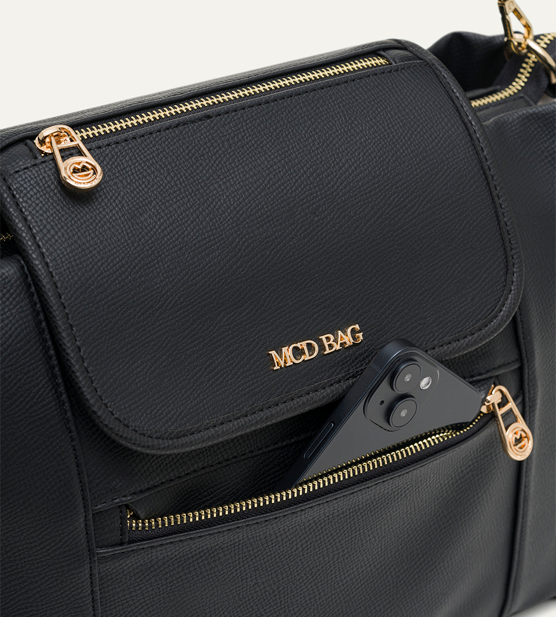 Luna Siyah E. Deri Bebek Çantası