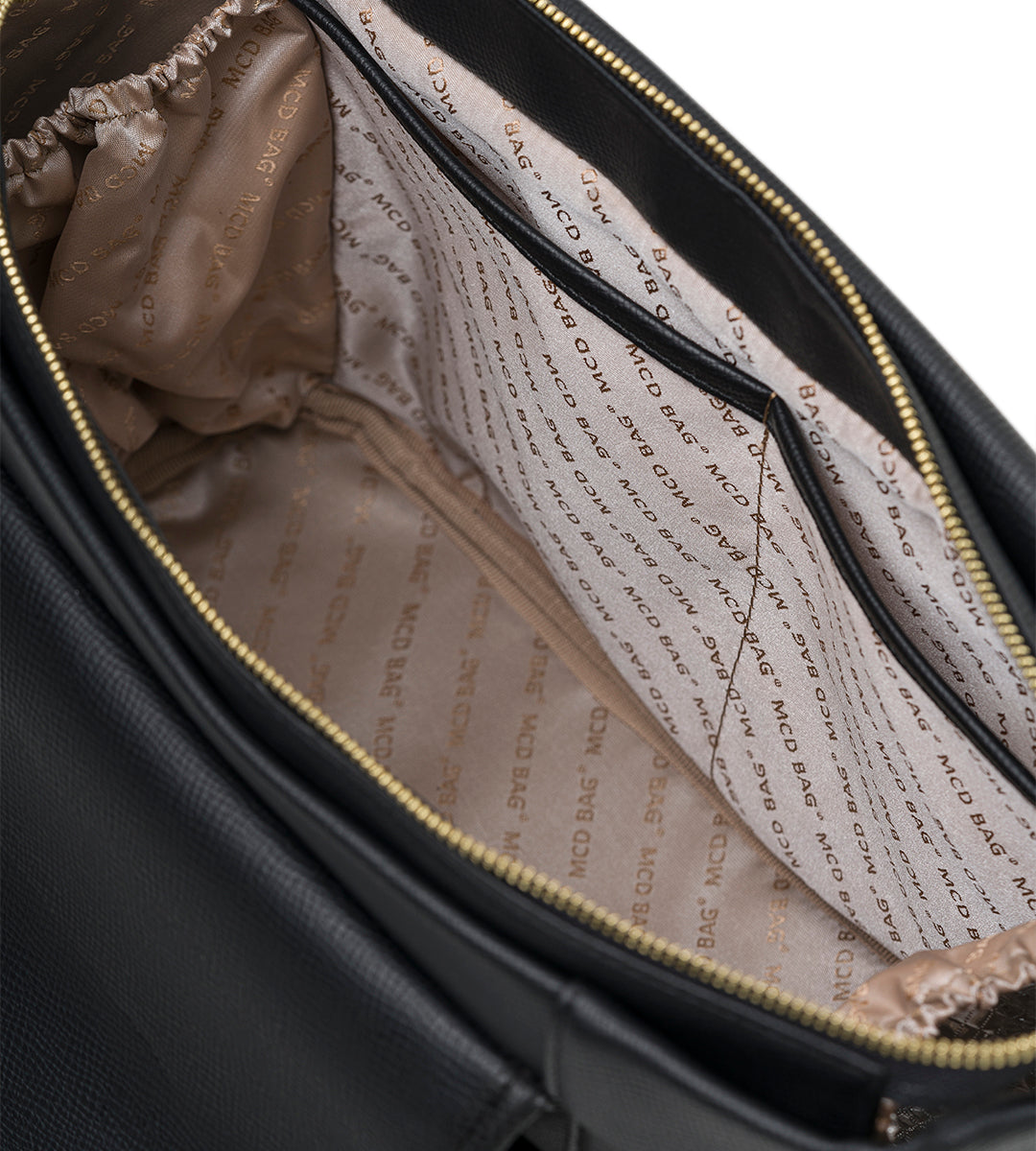 Luna Siyah E. Deri Bebek Çantası