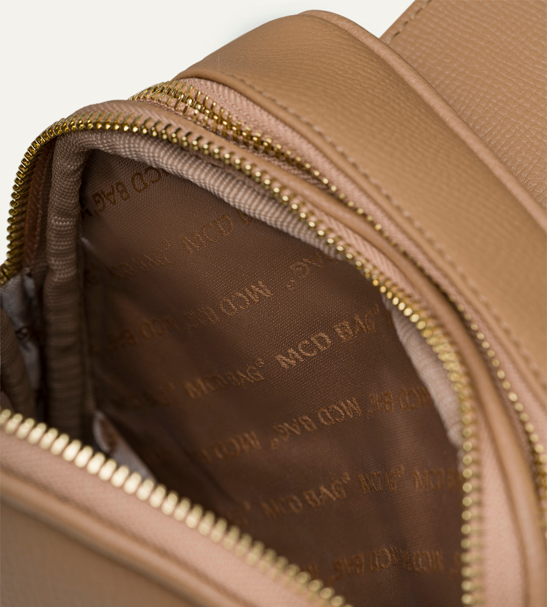 Mila Vizon Deri Bebek Çantası