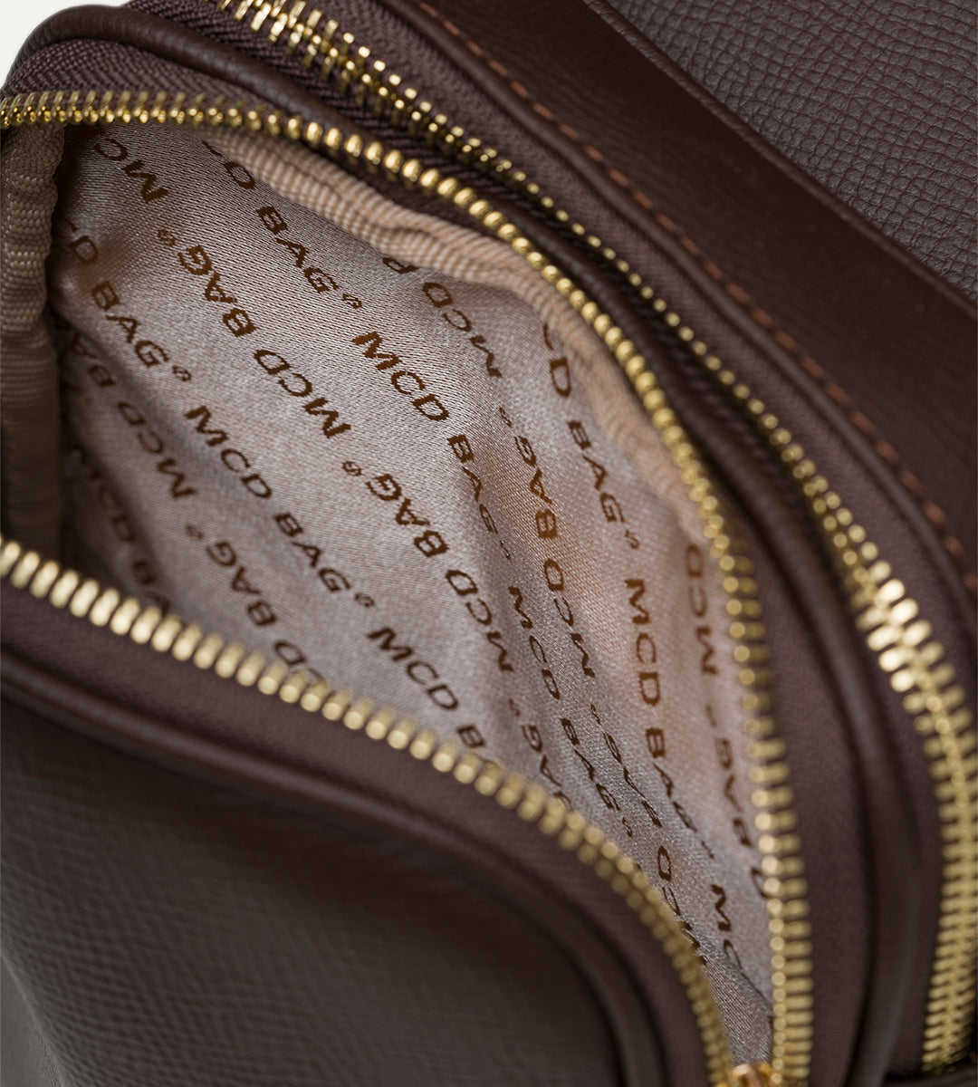 Mila Kahverengi Deri Bebek Çantası