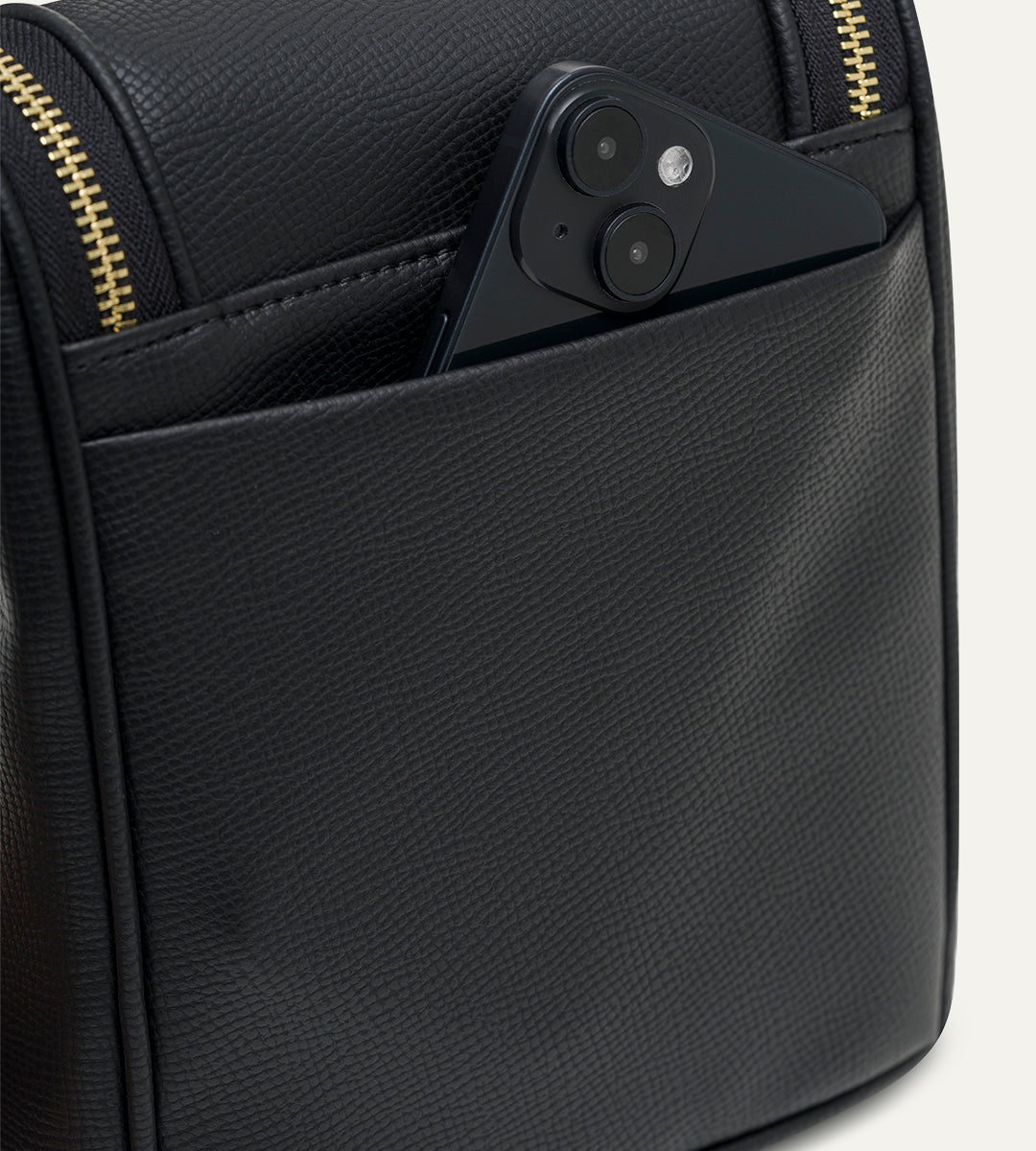 Lara Siyah E. Deri Bebek Çantası