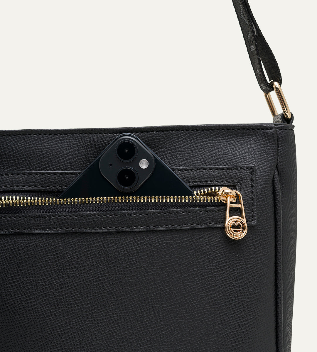 Rose Siyah E. Deri Bebek Çantası