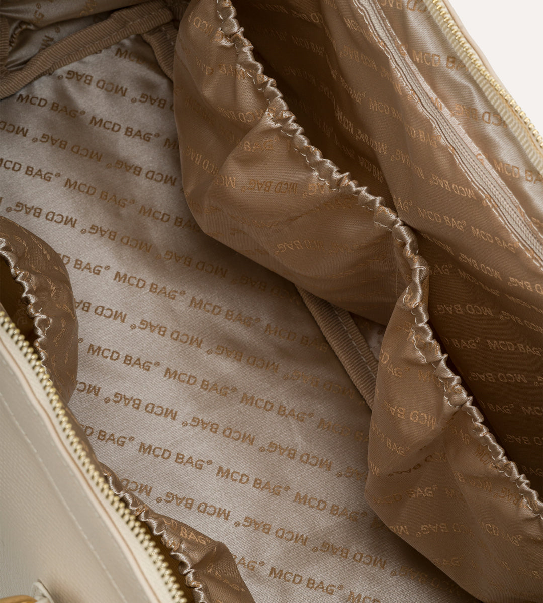 Noven Bej E. Deri Gold Bebek Çantası