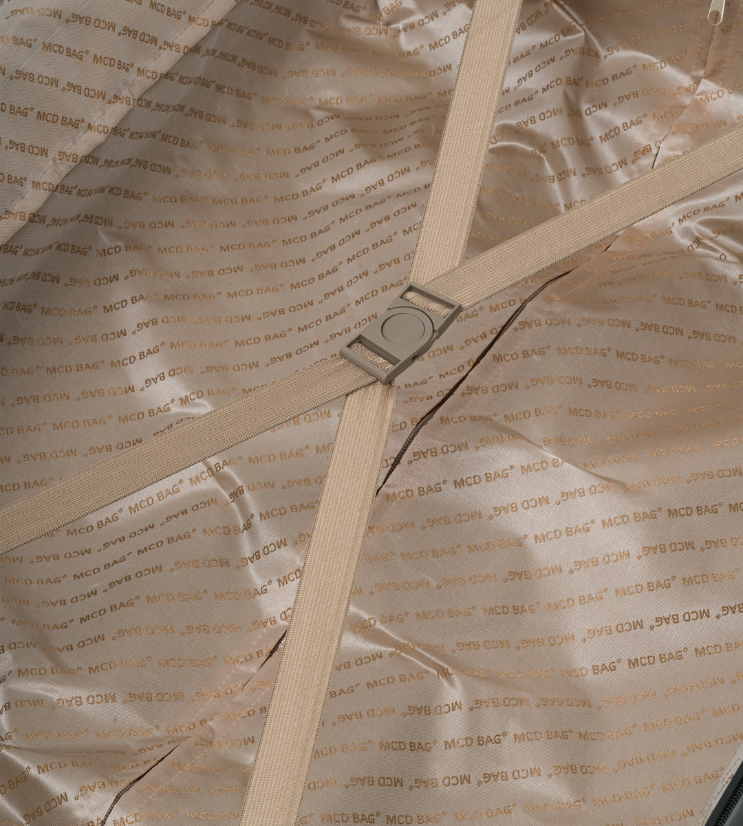 Solia Siyah PP Valiz Set