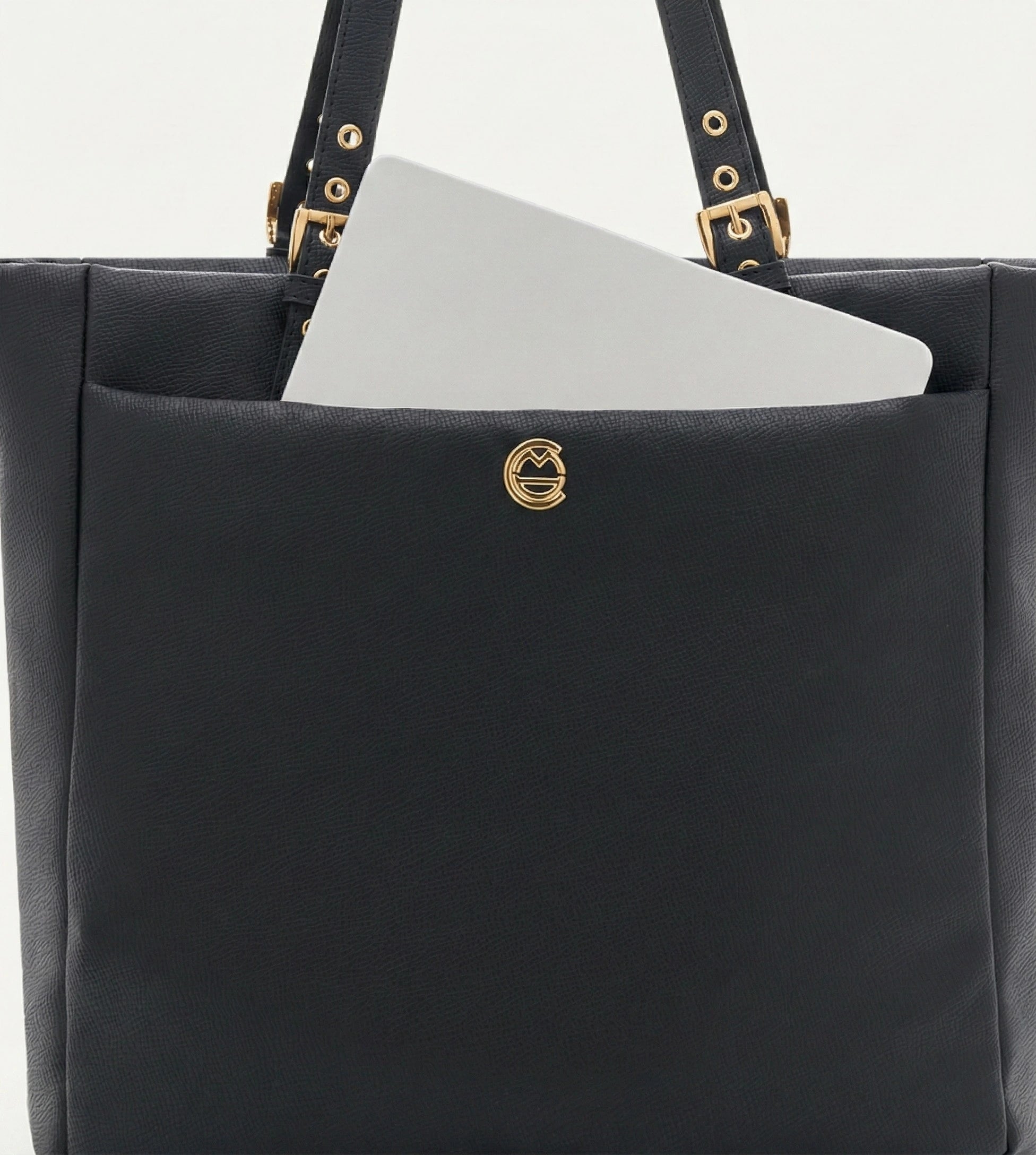 Minore Siyah E. Deri Gold Bebek Çantası