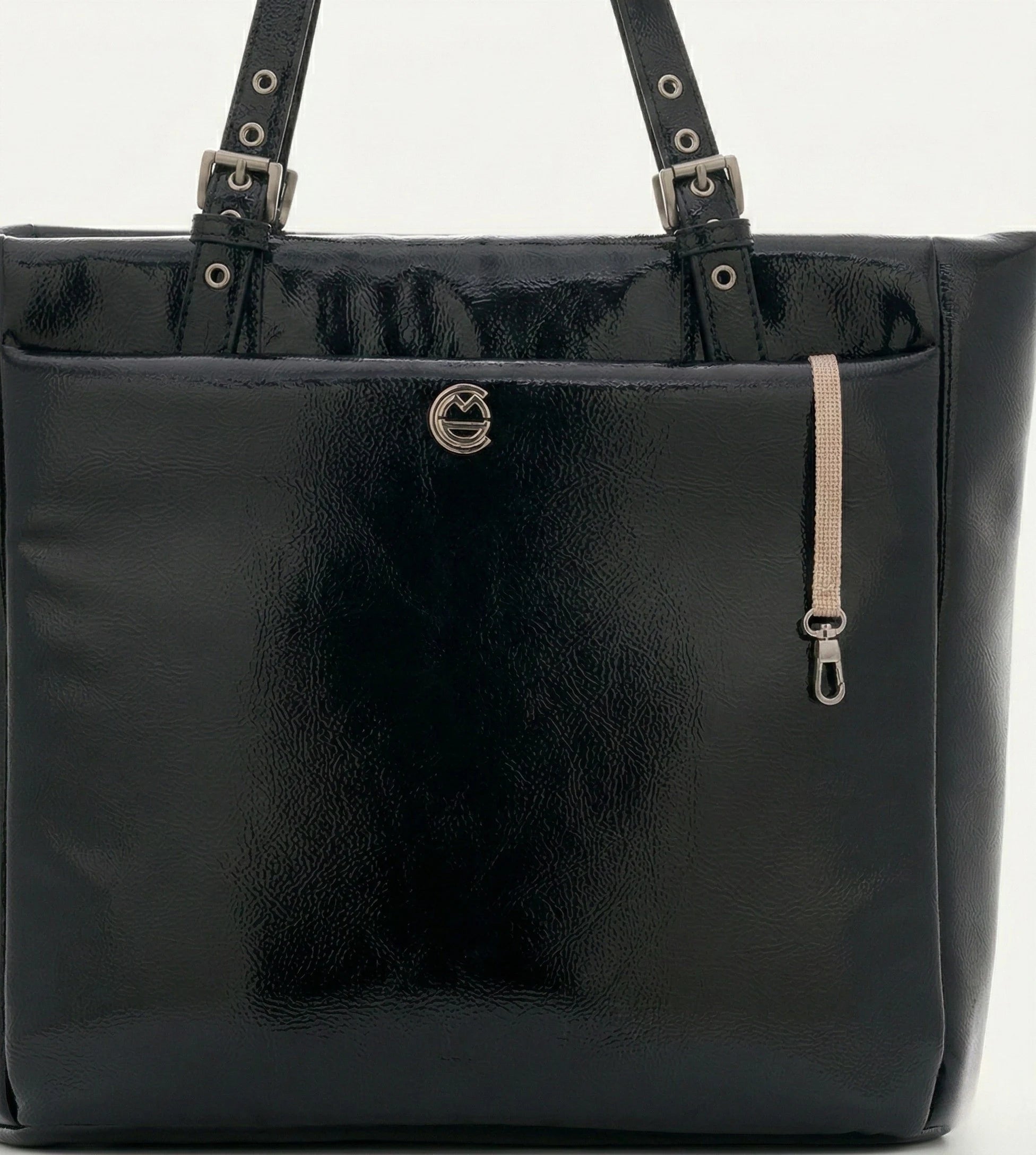 Minore Kırışık Siyah Deri Nikel Bebek Çantası