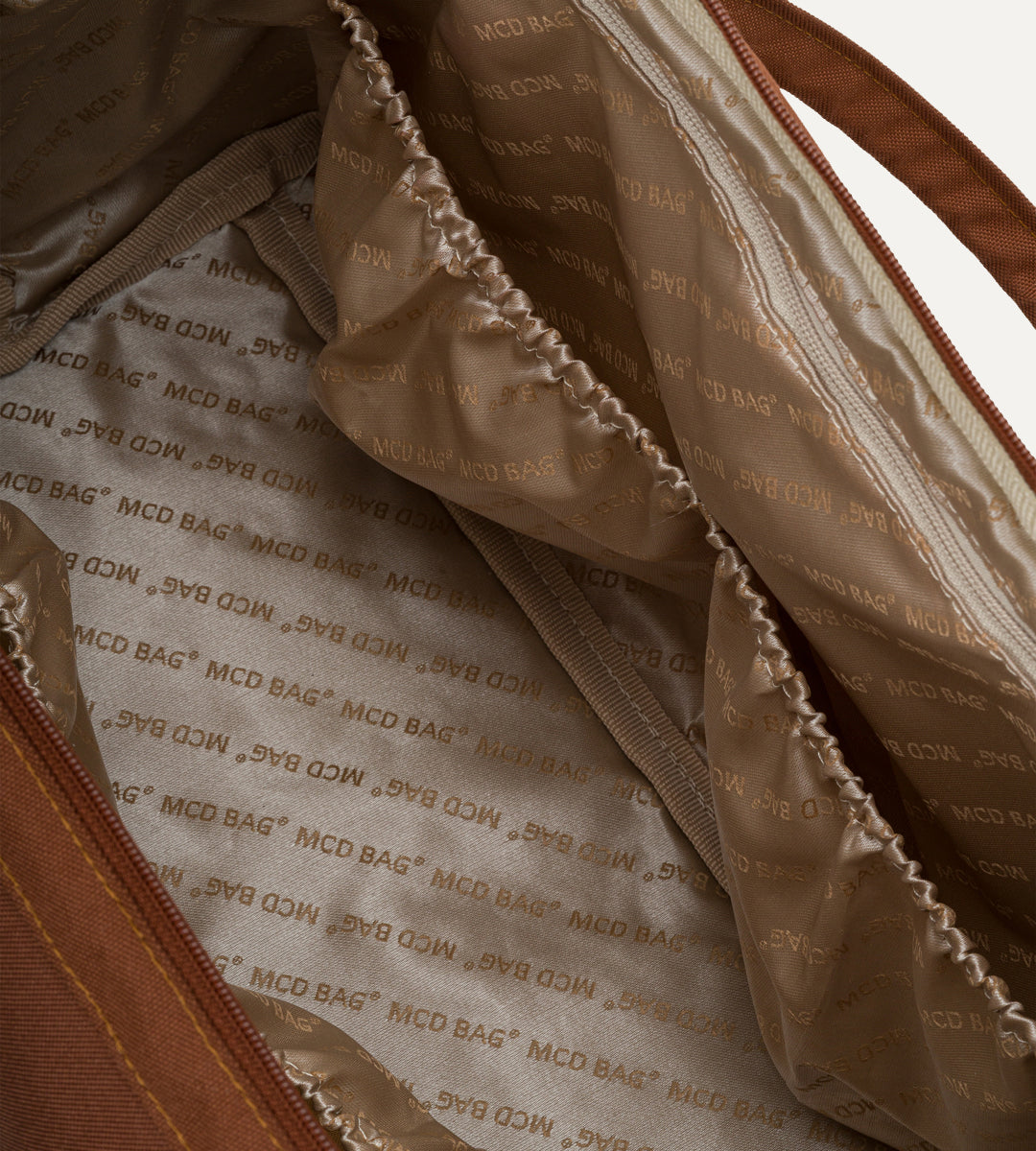 Noven Kahverengi Gold Kumaş Bebek Çantası