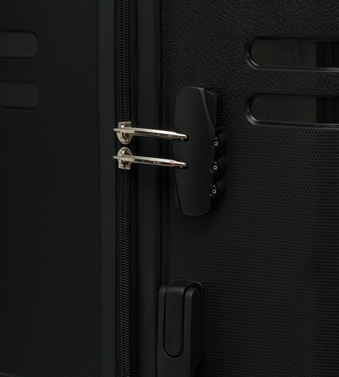 Solia Siyah PP Valiz Set